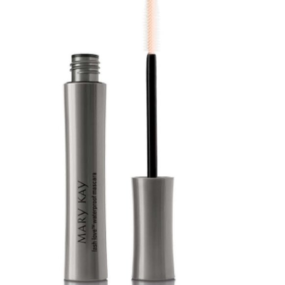 Mary Kay Lash Love Waterproof Mascara - Picture 3 of 6